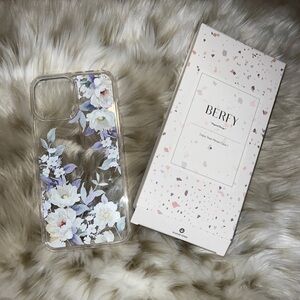 iPhone 13 Max floral phone case